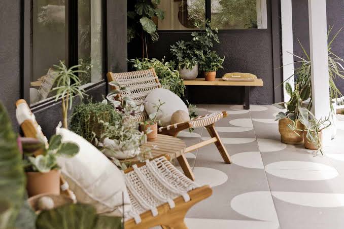 15 Easter Front Porch Decor Ideas That Make Your Home Look Beautiful This Spring