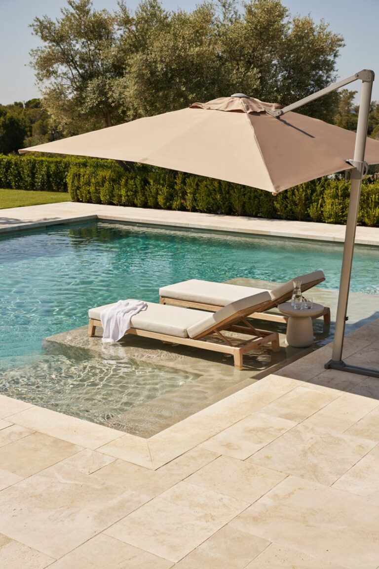 17 Backyard Pool Design Ideas